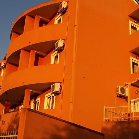 Apartments Danilo Kazanegra Sveti Stefan Ngoại thất bức ảnh