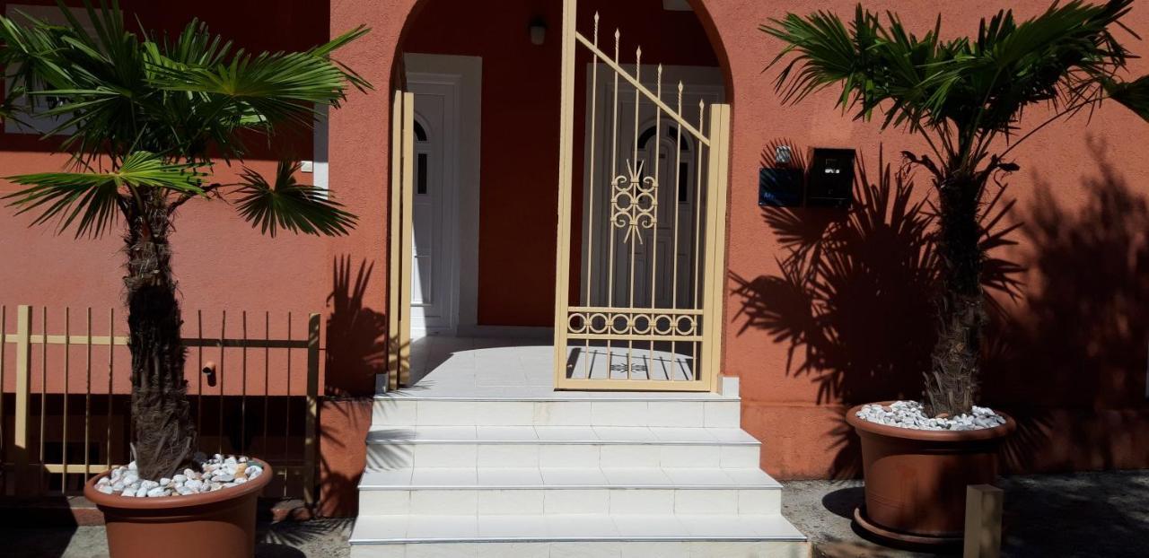 Apartments Danilo Kazanegra Sveti Stefan Ngoại thất bức ảnh