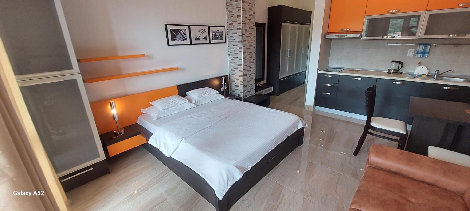 Apartments Danilo Kazanegra Sveti Stefan Ngoại thất bức ảnh