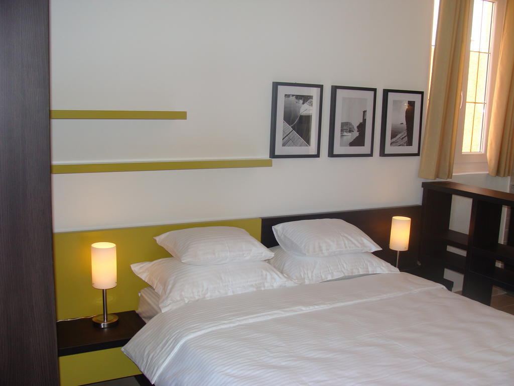 Apartments Danilo Kazanegra Sveti Stefan Ngoại thất bức ảnh