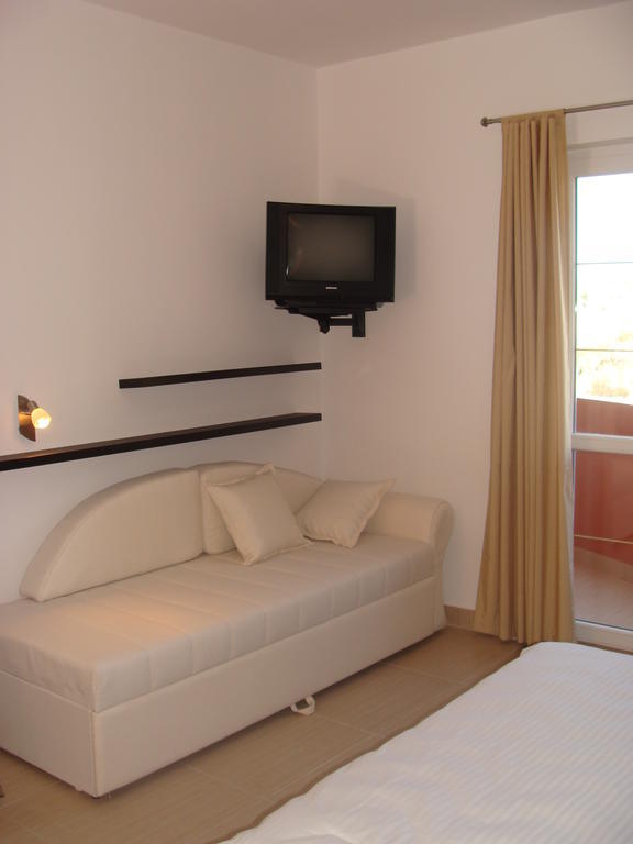 Apartments Danilo Kazanegra Sveti Stefan Ngoại thất bức ảnh